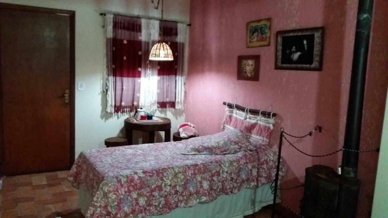 Pousada Andarilhos De Luz Кунха Екстериор снимка
